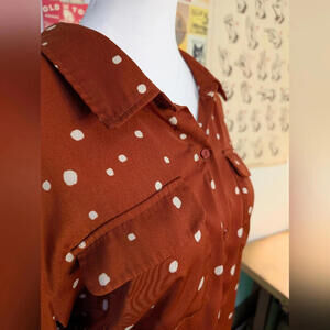 🍊 Liverpool Burnt Orange Polka Dot Satin Shirt, Size XL